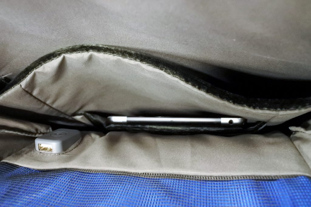 Bluesmart(ブルースマート)スーツケースオープンポケット