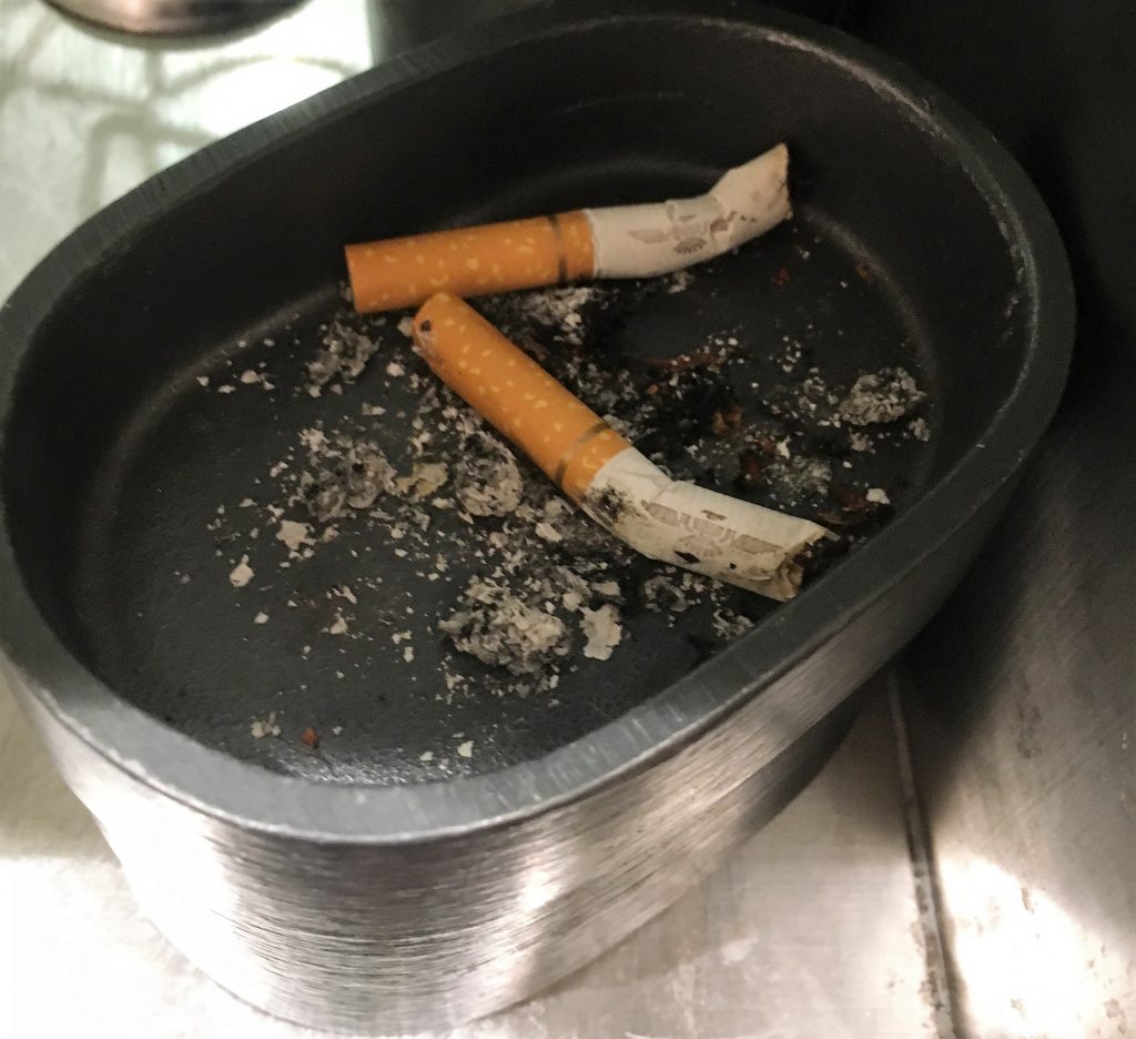 A2Careエーツーケア　口コミと評価レビュー　たばこでテスト