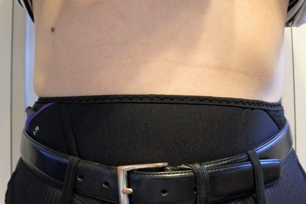 スレンダートーンとスーツ