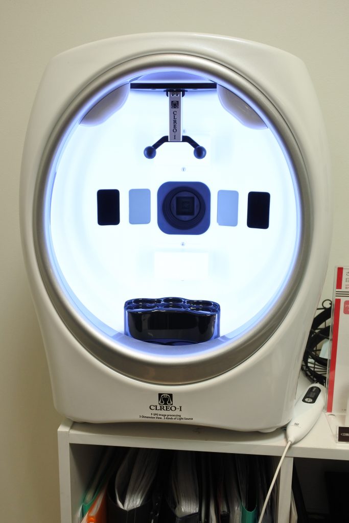 ゴリラ洗顔　肌診断器CLREO-I（クレオ）　ゴリラクリニック　ゴリラ脱毛　新宿本院