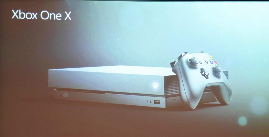 Xbox One X(エックスボックスワン エックス)