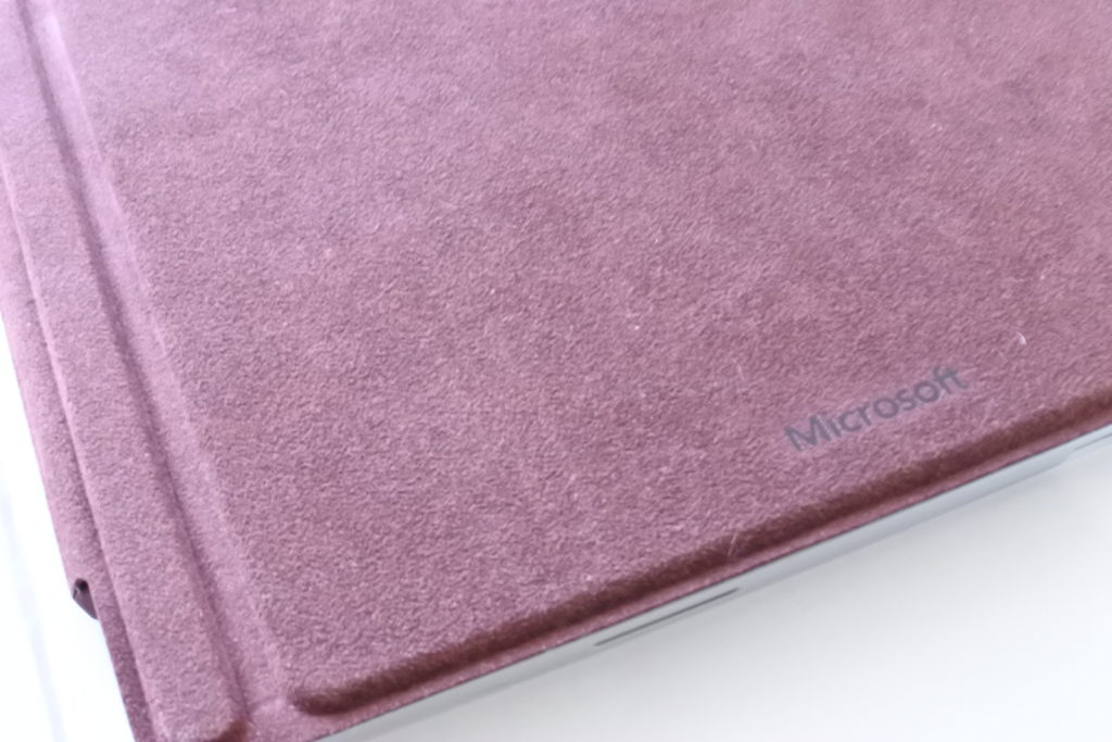 Surface Pro Signature タイプカバー