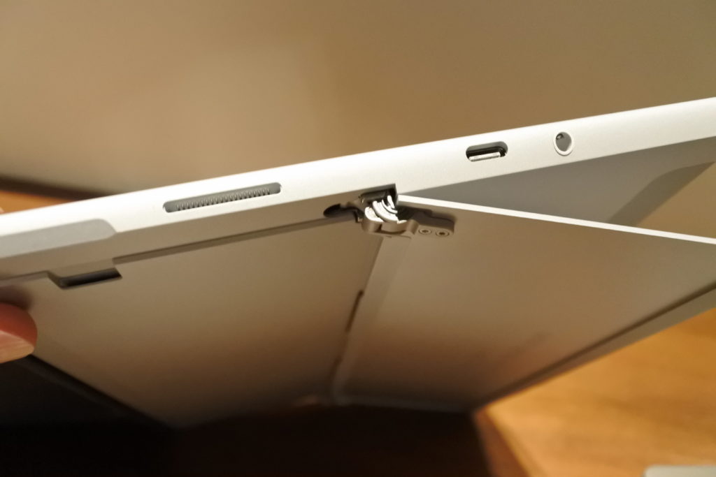 surface go 拡張ポート