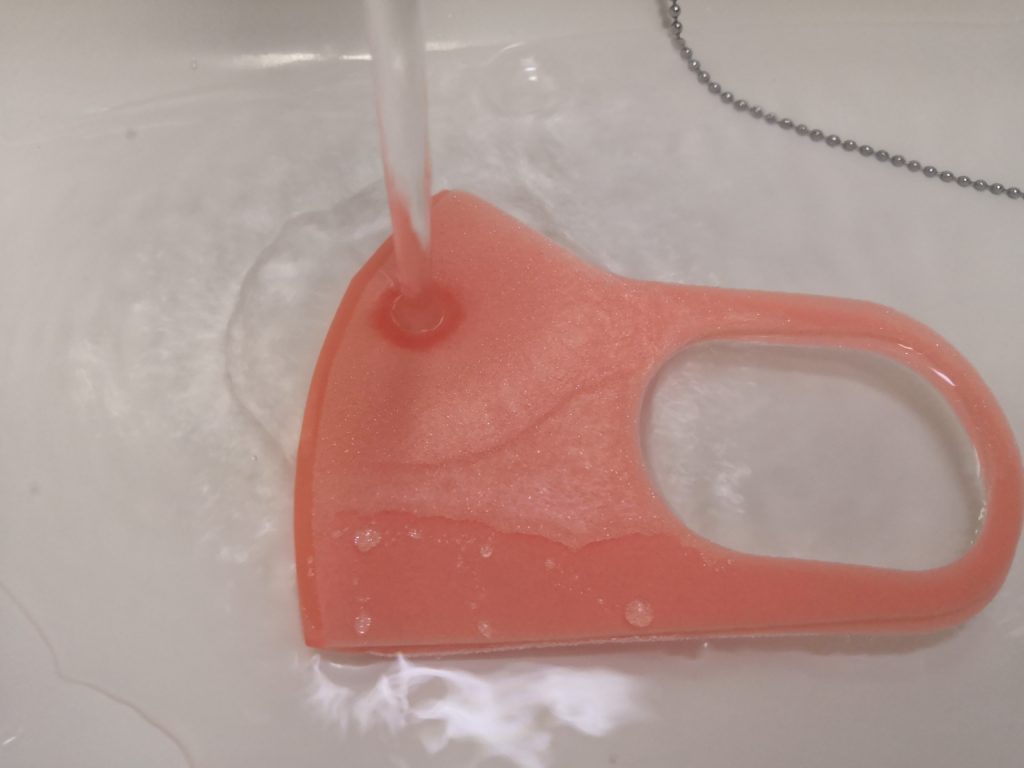 ピッタマスクの洗い方とニオイを取る方法 ベイビーピンク