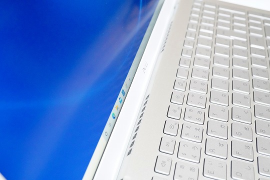 【実機レビュー】DELLノートパソコンInspiron 15 5000(5502)の口コミ評価＆評判まとめ　廃熱口