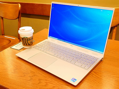 【実機レビュー】DELLノートパソコンInspiron 15 5000(5502)の口コミ評価＆評判まとめ　スタバ　タリーズコーヒー