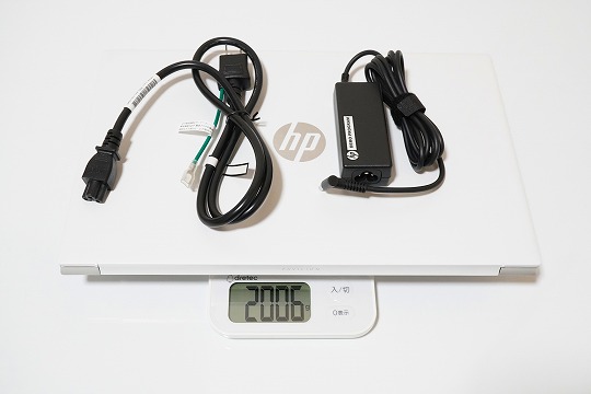 【実機レビュー】HPノートパソコンPavilion 15-eh1000(AMD)の口コミ評価&評判まとめ 本体重量アダプター付き