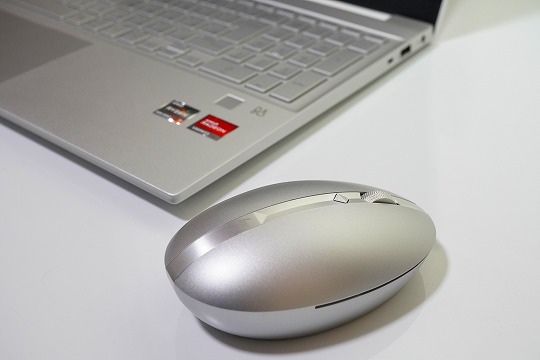 HP Spectreマウス 700
