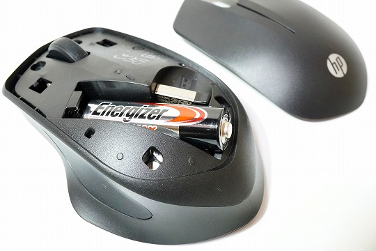 【実機レビュー】HP 280静音ワイヤレスマウスの口コミ評価＆質問まとめ 電源スイッチ　カバー取り外し方　電池交換方法　USBレシーバー収納方法