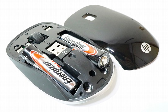 【実機レビュー】HP Z4000ワイヤレスマウスの口コミ評価＆質問まとめ　電池ケース