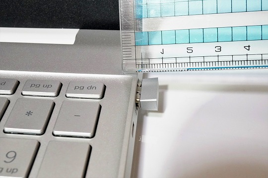【実機レビュー】HP Spectreマウス 700の口コミ評価＆質問まとめ　USBレシーバー