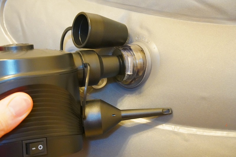 【レビュー】フィットカーブを実際に使った口コミ評価と腹筋への効果・評判のまとめ　電動ポンプ